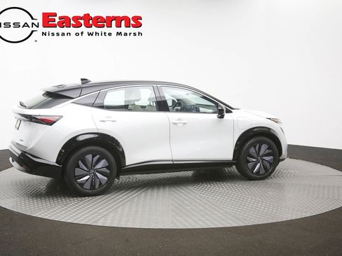 Used 2023 Nissan Ariya FWD image 44