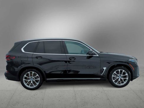 Certified 2024 BMW X5 xDrive50e w/ Premium Package image 9