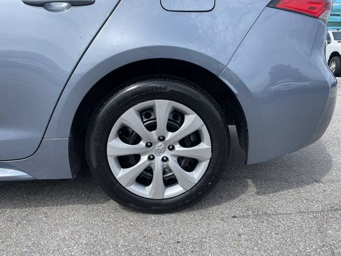 Certified 2025 Toyota Corolla LE FWD image 10