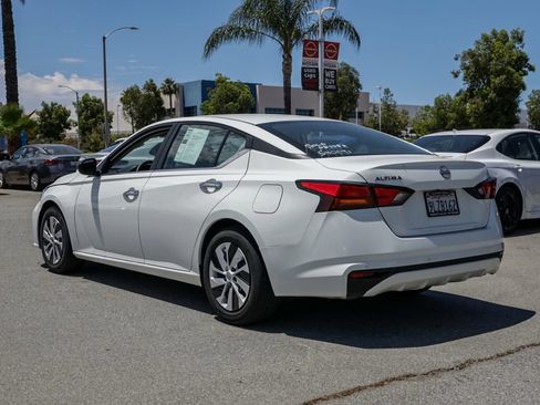 Used 2024 Nissan Altima 2.5 S FWD image 6