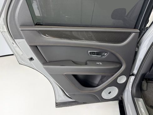 Certified 2023 Bentley Bentayga AWD/4WD image 25
