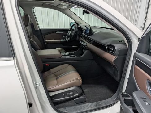 Used 2023 Honda Pilot Elite image 30