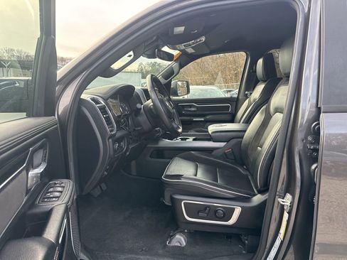 Used 2024 RAM 1500 Laramie image 13