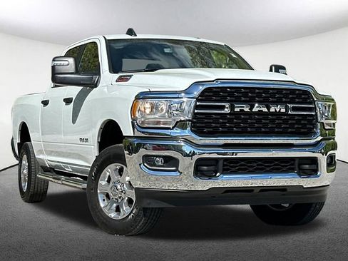 Used 2024 RAM 2500 Big Horn w/ Bed Utility Group AWD/4WD image 2