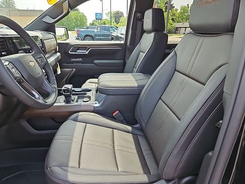 New 2025 Chevrolet Silverado 1500 High Country w/ High Country Premium Package image 23