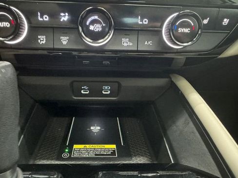 Used 2023 Honda Accord Touring image 33