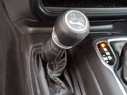 Used 2024 Jeep Wrangler Unlimited w/ Convenience Group image 26