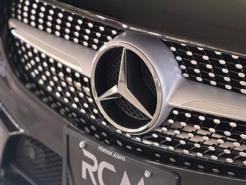 Used 2015 Mercedes-Benz CLA 250 image 9