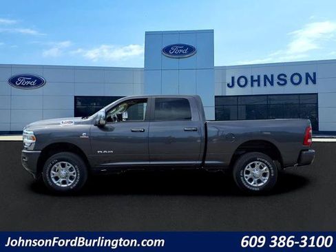 Used 2024 RAM 2500 Laramie AWD/4WD image 4