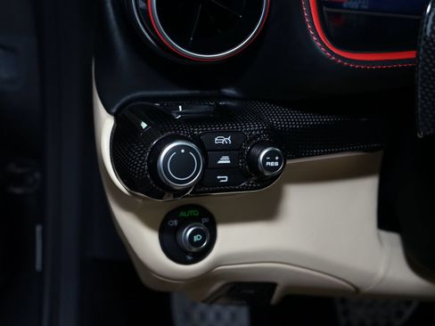 Used 2021 Ferrari 812 GTS RWD image 31