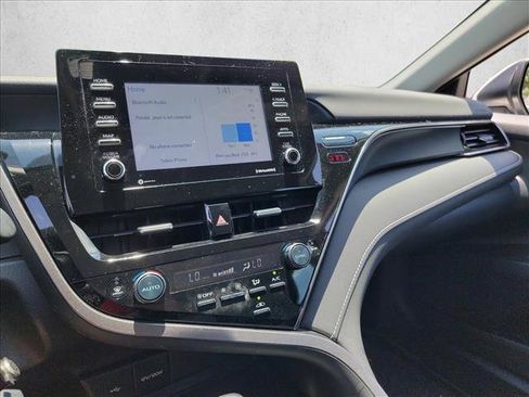 Used 2023 Toyota Camry SE FWD image 21