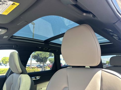 Certified 2026 Volvo XC60 B5 Plus w/ Protection Package Premier image 24