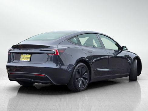 Used 2024 Tesla Model 3 Standard Range RWD image 5