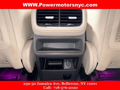 Used 2020 Mercedes-Benz GLE 350 4MATIC w/ MBUX Technology Package image 35