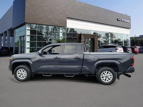 Used 2024 Toyota Tacoma SR5 AWD/4WD image 3