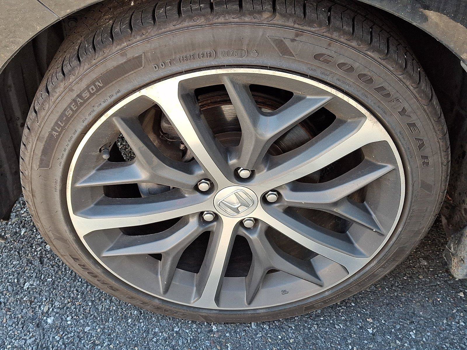 Used 2022 Honda Civic Touring image 4