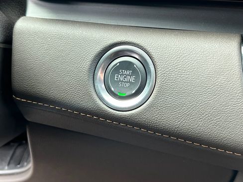 Used 2024 Cadillac Escalade Sport w/ LPO, ONYX Package AWD/4WD image 31
