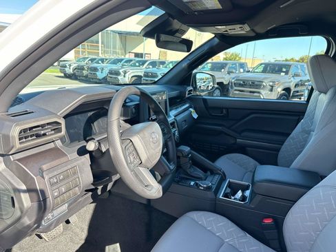 New 2026 Toyota Tacoma SR5 AWD/4WD image 7