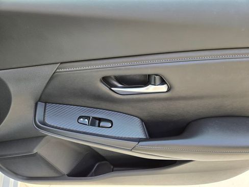 Used 2023 Nissan Sentra SV FWD image 20