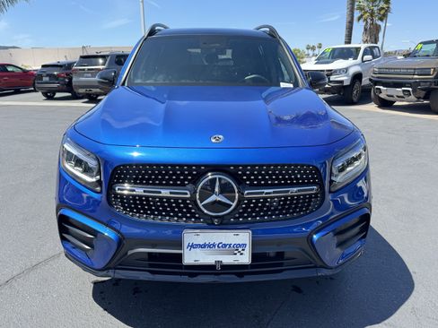 Used 2024 Mercedes-Benz GLB 250 image 3