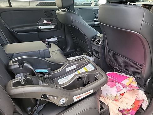 Certified 2025 Mercedes-Benz GLB 250 4MATIC image 10