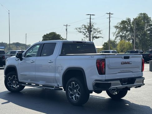 Used 2023 GMC Sierra 1500 SLT w/ SLT Premium Package image 7