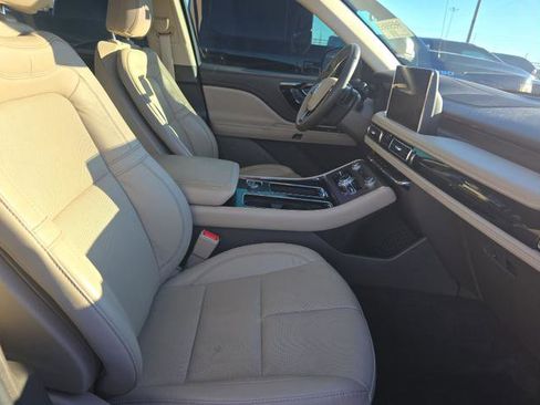 Used 2024 Lincoln Aviator Reserve w/ Jet Package image 10