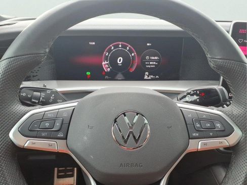 Certified 2025 Volkswagen Tiguan SE R-Line AWD/4WD image 21