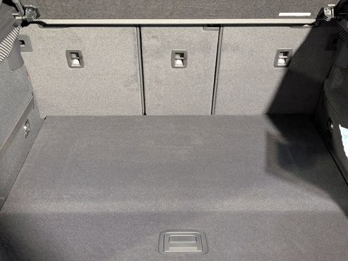 New 2026 Porsche Macan 4 Electric image 26