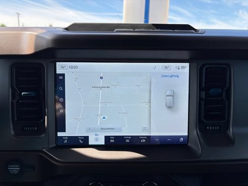 Used 2022 Ford Bronco Outer Banks AWD/4WD image 25