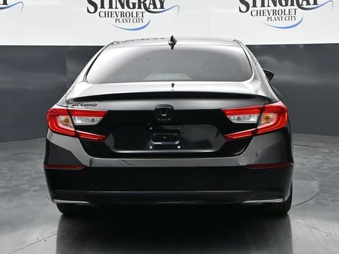 Used 2018 Honda Accord EX image 6