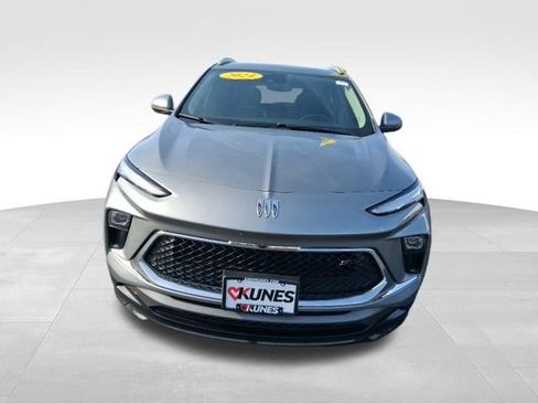 Used 2024 Buick Encore GX Sport Touring image 15