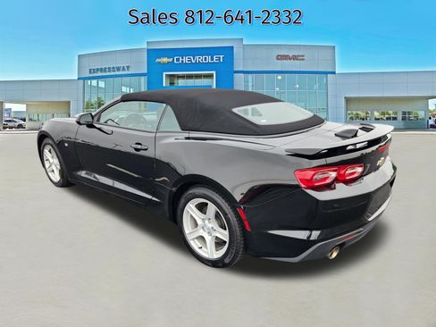 Used 2023 Chevrolet Camaro LT RWD image 5