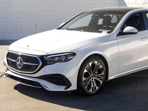 New 2026 Mercedes-Benz E 350 4MATIC Sedan image 6