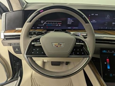 Used 2025 Cadillac Escalade Sport Platinum w/ LPO, Floor Liner Package image 18