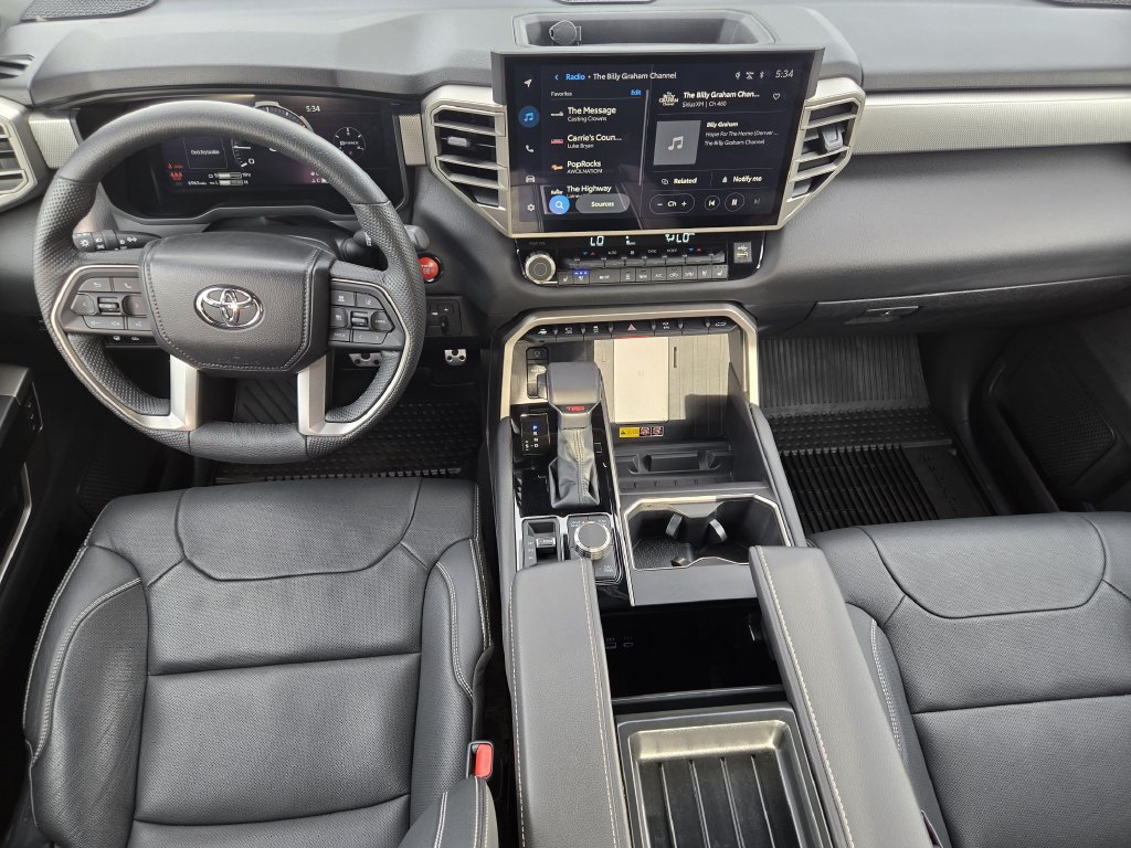 Used 2026 Toyota Tundra Limited AWD/4WD image 18