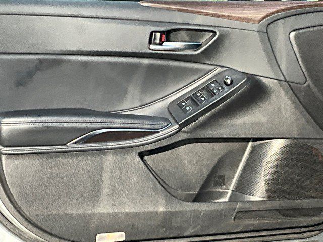 Used 2019 Toyota Avalon XLE w/ Moonroof Package FWD image 25