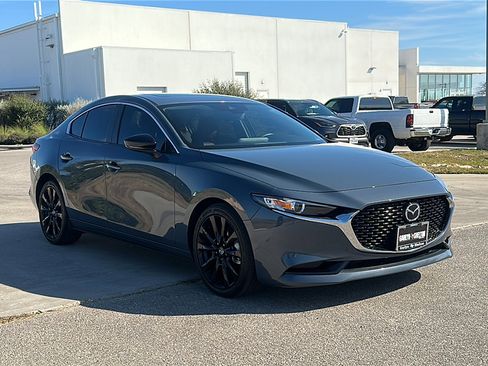 Used 2023 MAZDA MAZDA3 s image 10
