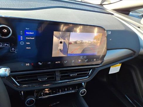 New 2026 Chevrolet Equinox EV RS image 9