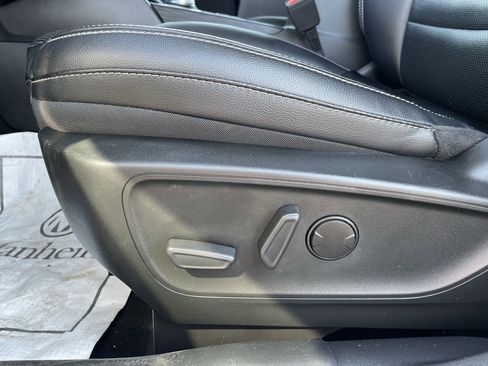 Used 2022 Ford Escape SEL w/ Technology Package image 15