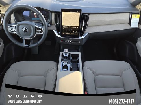 New 2026 Volvo XC90 B6 Plus w/ Protection Package Premier image 25