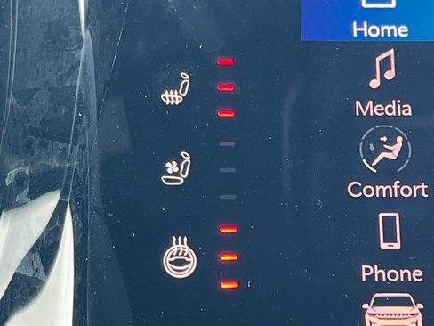 New 2025 Jeep Wagoneer S Launch Edition image 11