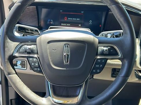 Used 2023 Lincoln Navigator L Reserve AWD/4WD image 21