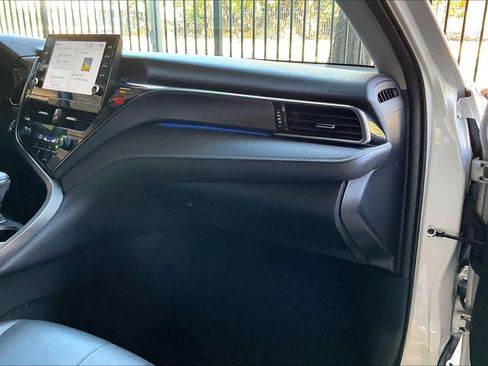 Used 2023 Toyota Camry XSE image 18