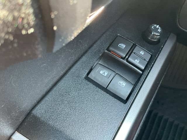 Used 2023 Toyota Tacoma SR5 RWD image 29