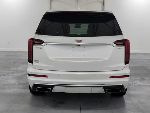 Used 2020 Cadillac XT6 Premium Luxury image 8