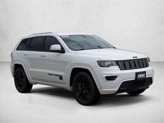 Used 2018 Jeep Grand Cherokee Altitude video 3