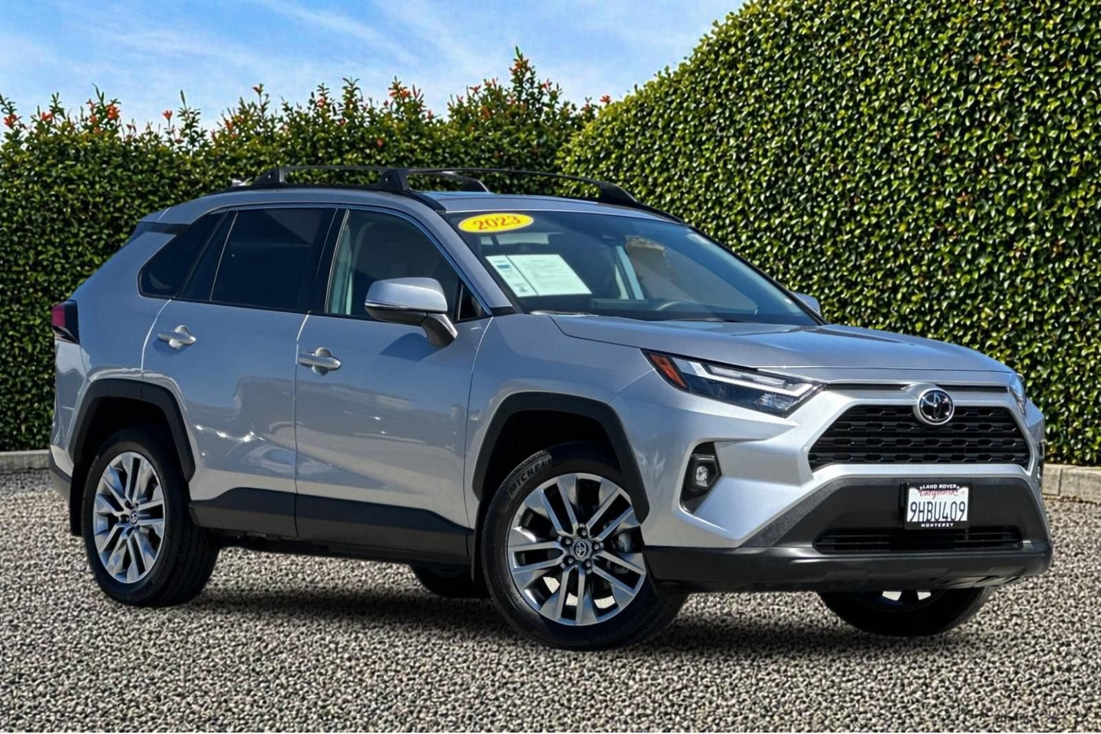 Used 2023 Toyota RAV4 XLE Premium FWD image 2