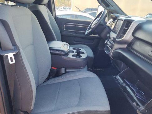 Used 2024 RAM 2500 Big Horn w/ Bed Utility Group image 9