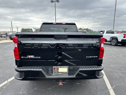 Used 2024 Chevrolet Silverado 1500 Custom image 7